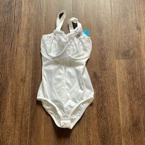 Glamorize shape ware 34F